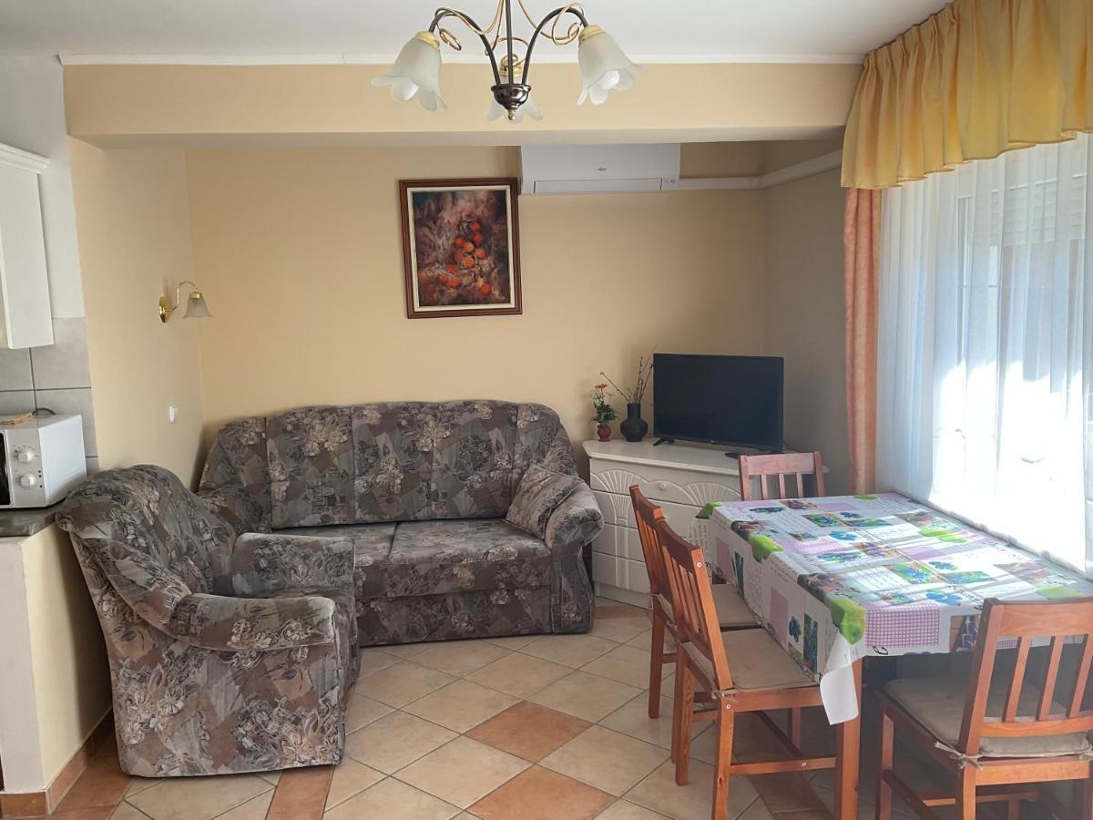 Arany Apartmanhaz Zalagyoengye Zalakaros Luaran gambar